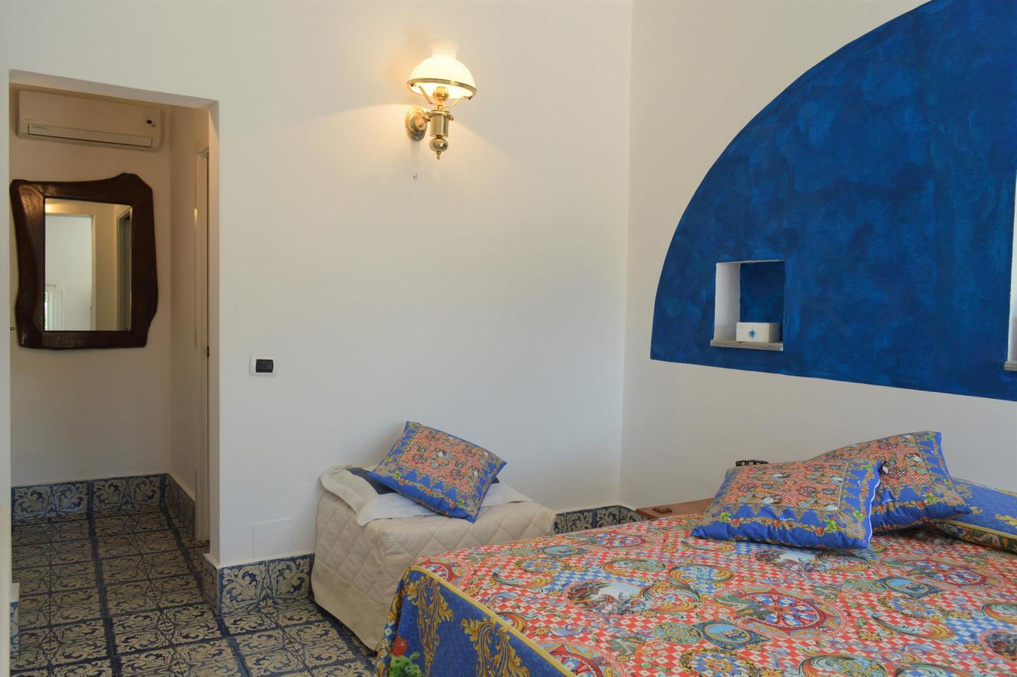 Hotel Oasi Panarea Exterior foto