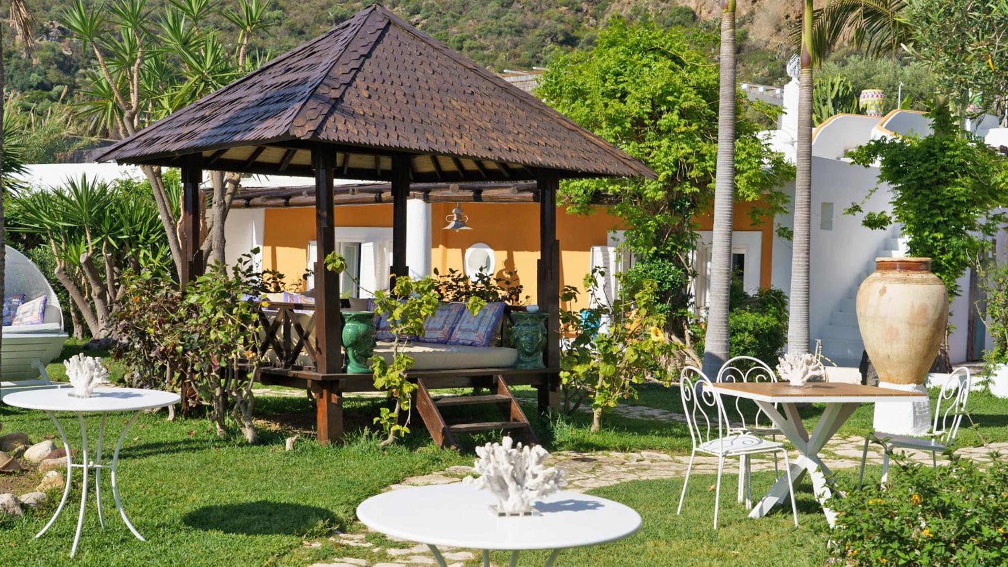 Hotel Oasi Panarea Exterior foto
