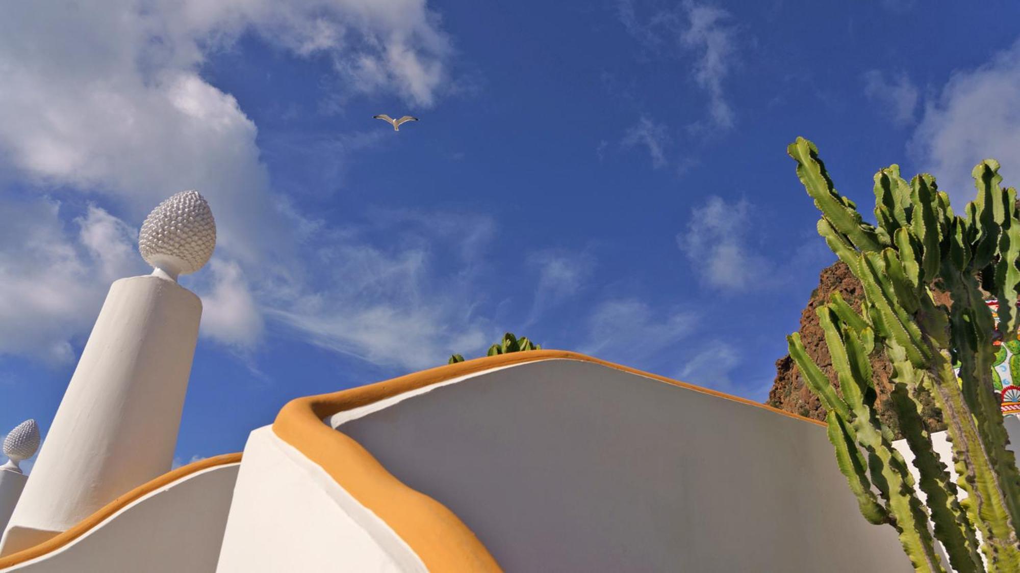 Hotel Oasi Panarea Exterior foto